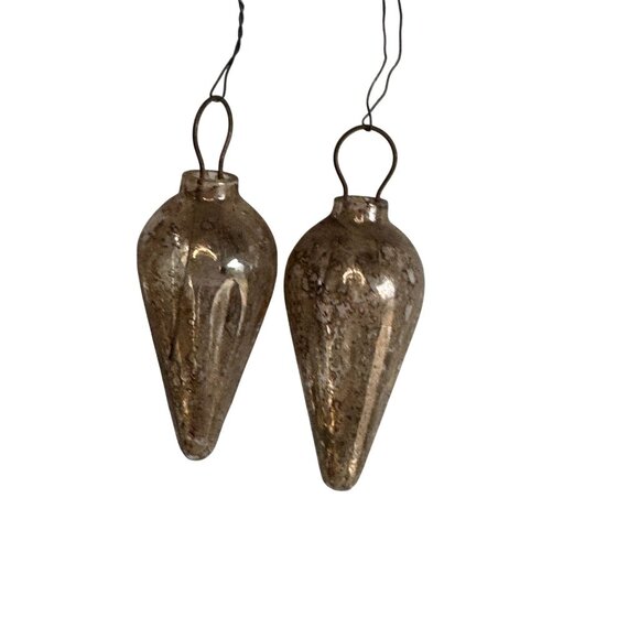 Vintage Ribbed Teardrop Glass Ornaments Silver 2" Pair With Wire Loops - Picture 5 of 5